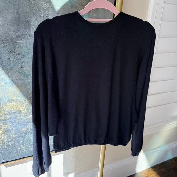 Beyond yoga, black woman’s wrapped up pullover sweatshirt, top size medium - Picture 12 of 15